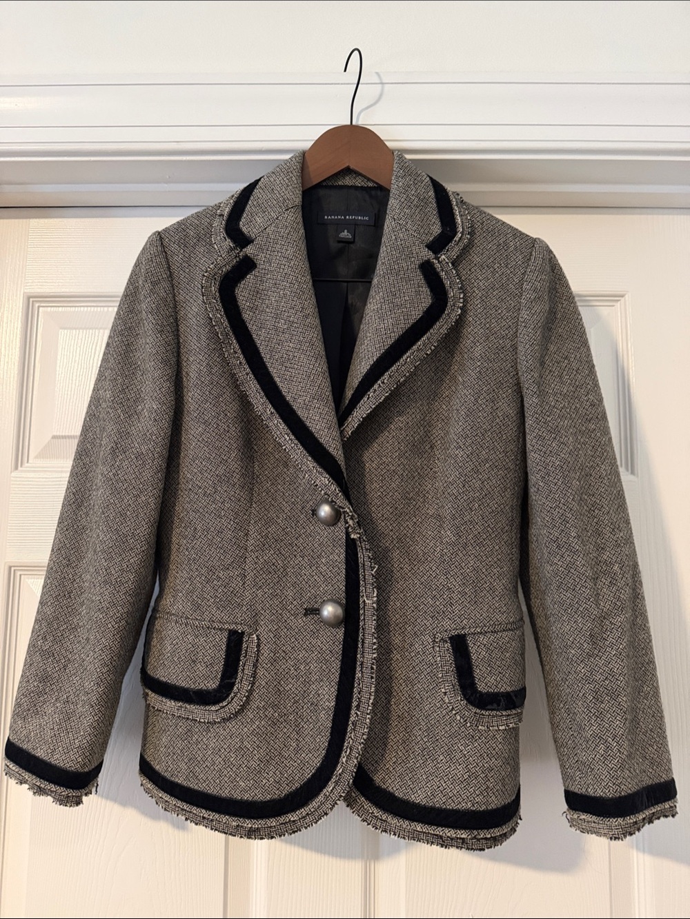 {Banana Republic} Herringbone Tweed Blazer with Black Velvet Trim
